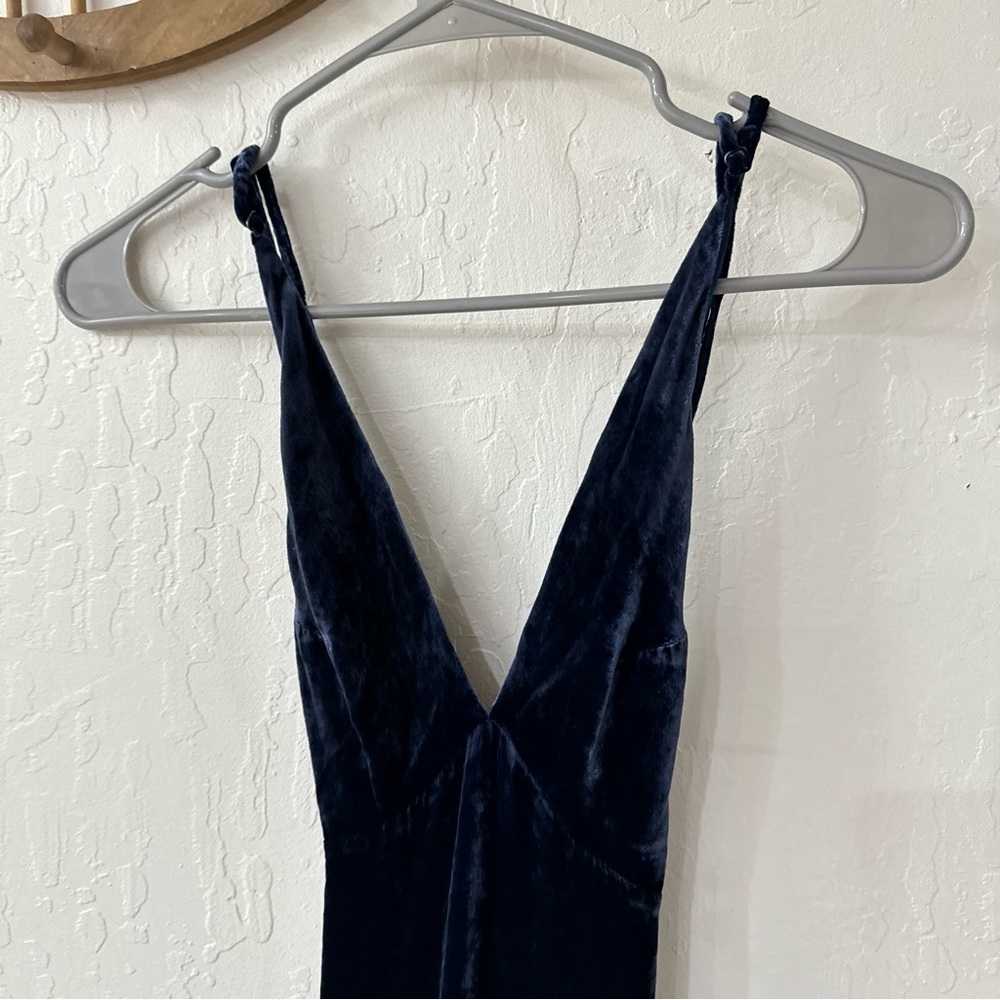 Neon Blonde Navy Blue Velvet Velour Maxi Criss Cross Open Back Dress Small - Picture 7 of 9
